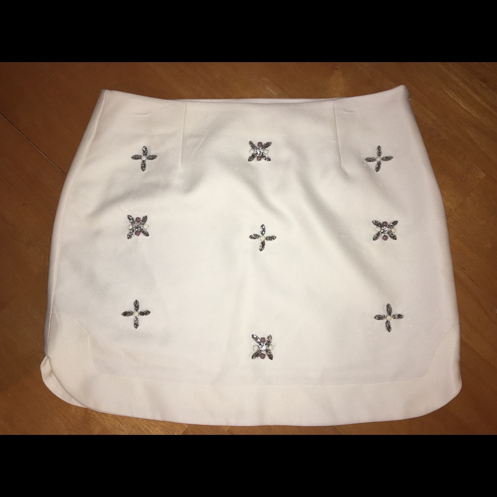 Adorable GIANNI BINI skirt